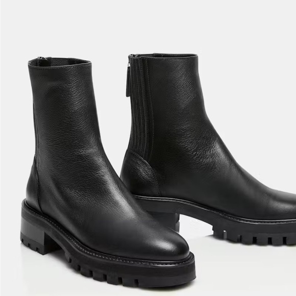 Aquazzura Saint Honore Combat Black Leather Ankle Bootie Women’s Size 11